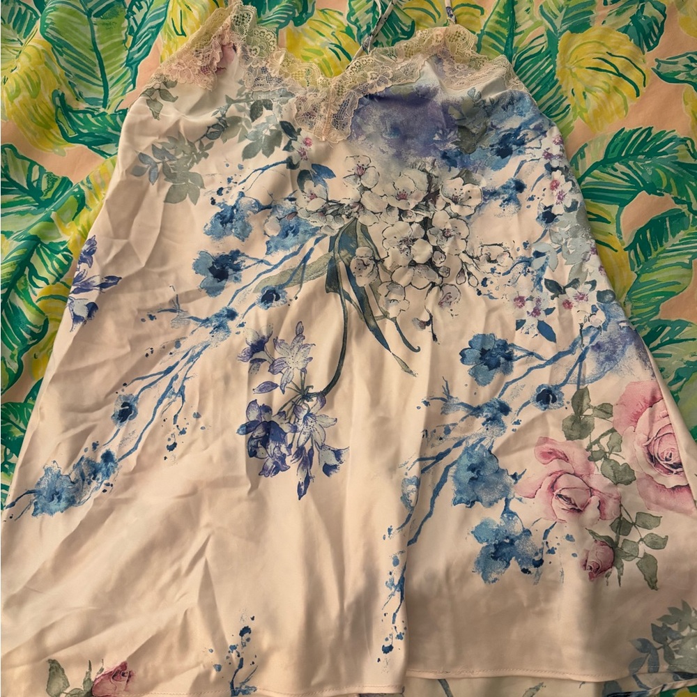 Floral Print Dress with Lace Trim